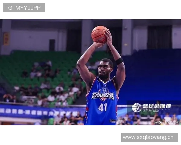 浙江男篮迎新外援布兰登兰道夫助力德甲得分王之路